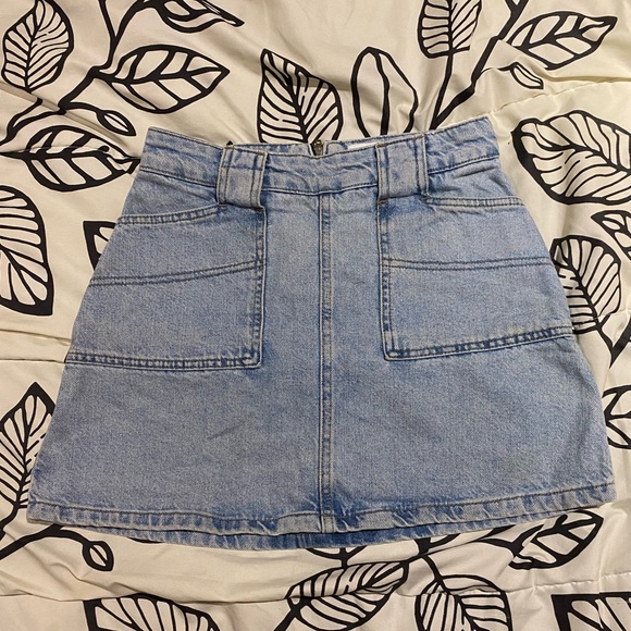 BDG Utility A-Line Denim Mini Skirt - Picture 5 of 6